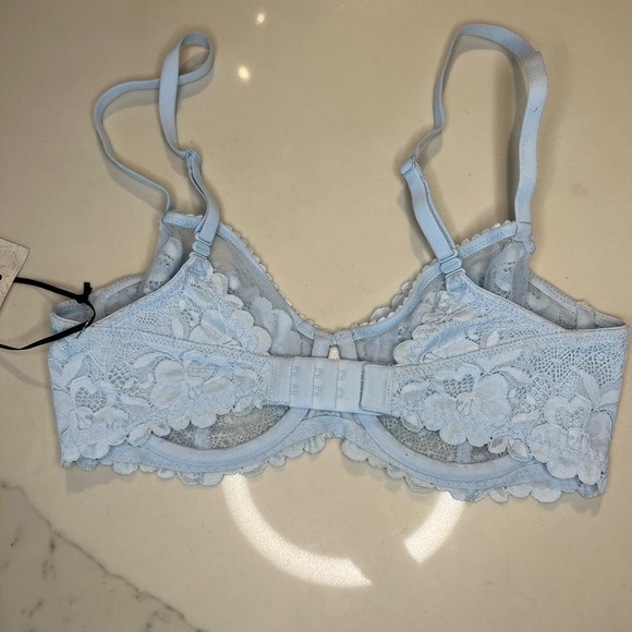 Bare Necessities Womens NWT Breezy Blue Floral Lace Balconette Underwire Bra 32C - Picture 6 of 10